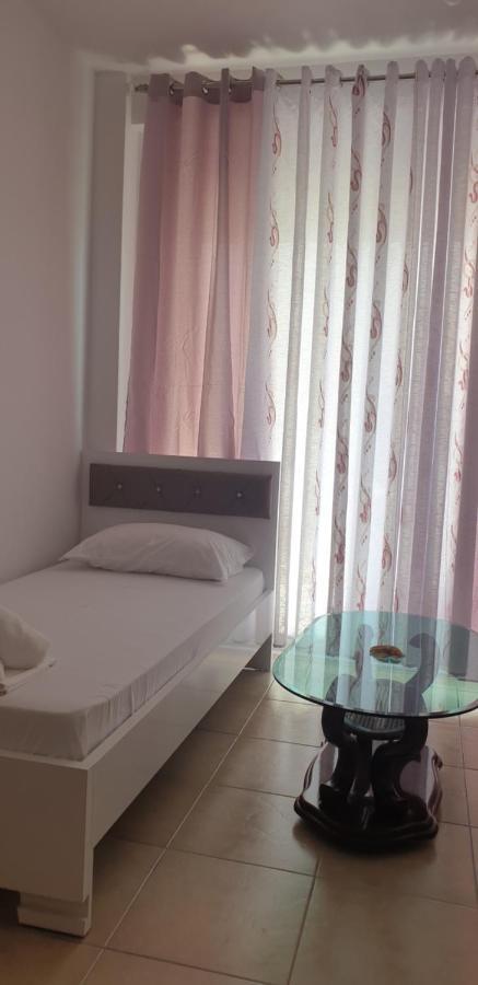 Redsun Apartment *